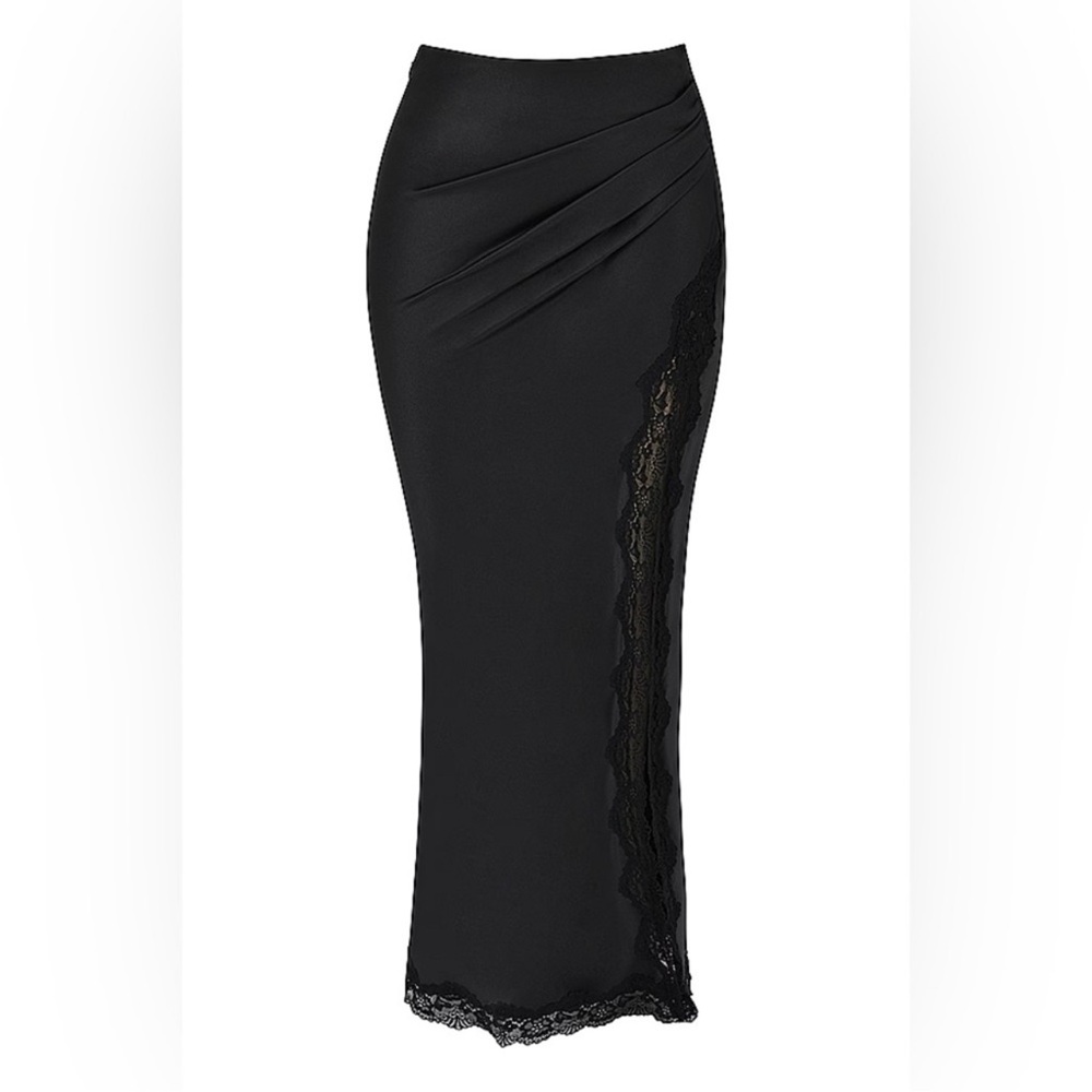 49 - NWOT- House of CB 'Ruby' midi skirt size Large - Picture 2 of 5